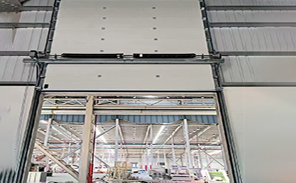 伊州工业提升门