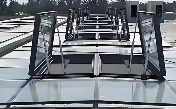 伊州兰州伊州排烟窗选型安装与维护实用指南