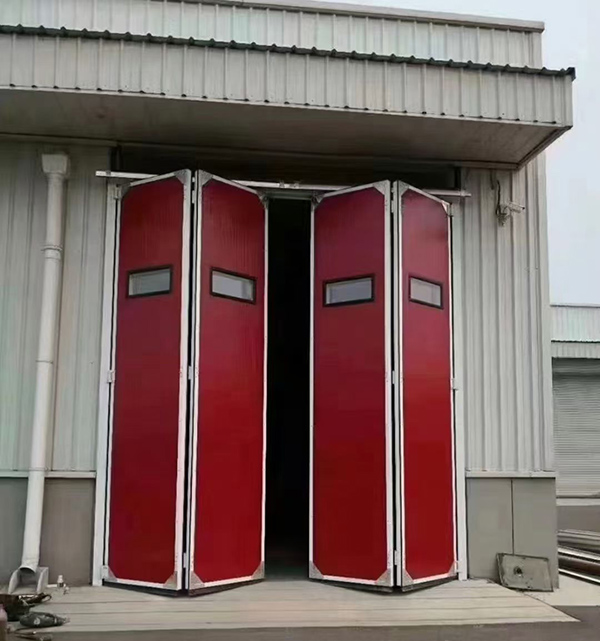 伊州工业折叠门在大型装配车间出入口的应用实例